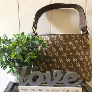 👜 Dooney & Bourke 👜 Signature Collection